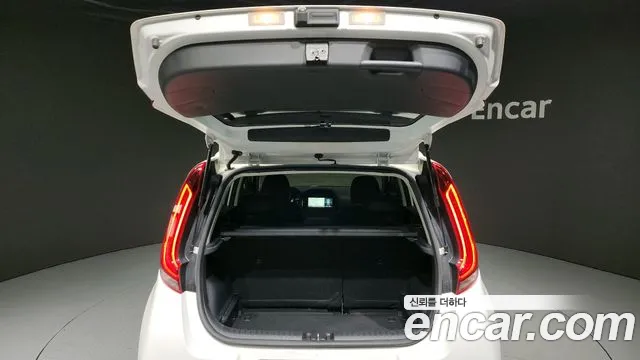 Kia Soul Booster EV id 2843794 из Кореи 11