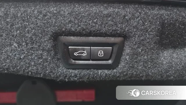 BMW 5 Series (G60) id 3763681 из Кореи 11