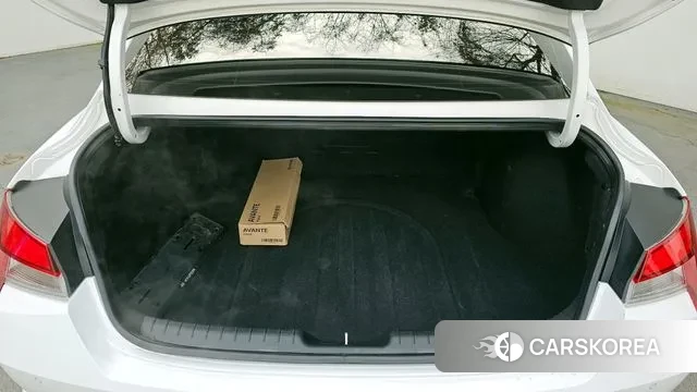 Hyundai Avante Hybrid (CN7) id 3478186 из Кореи 11