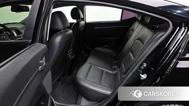 Hyundai Avante AD id 3009499 из Кореи 11