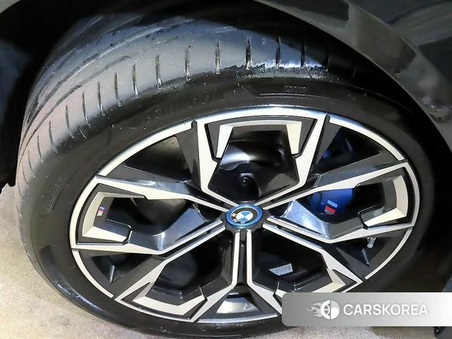 BMW i4 id 3831426 из Кореи 11