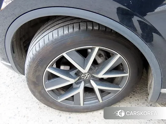 Volkswagen Touareg 3rd generation id 3771921 из Кореи 11