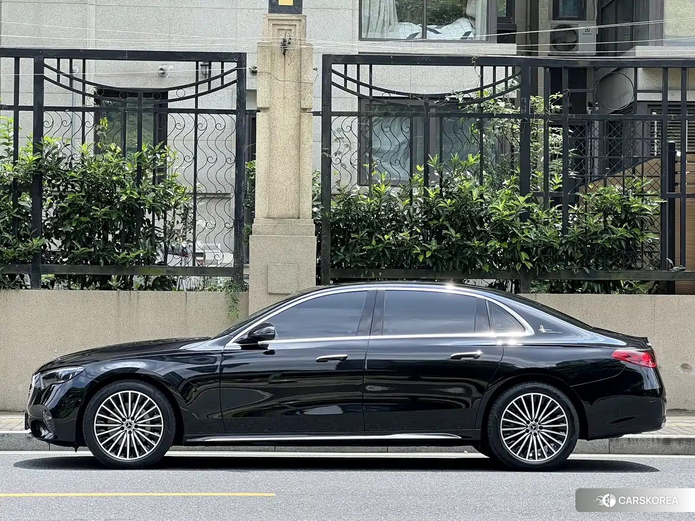 Mercedes-Benz E-Class id 4577736 из Китая 11