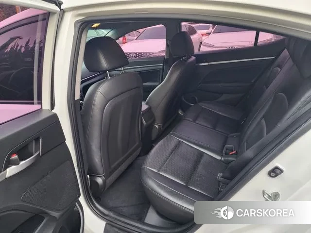 Hyundai The New Avante AD id 3622217 из Кореи 11