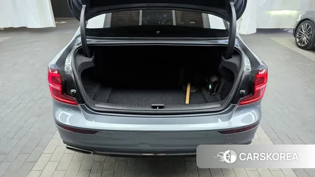 Volvo S60 3rd generation id 3736681 из Кореи 11