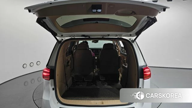 Kia The New Carnival id 4203631 из Кореи 11