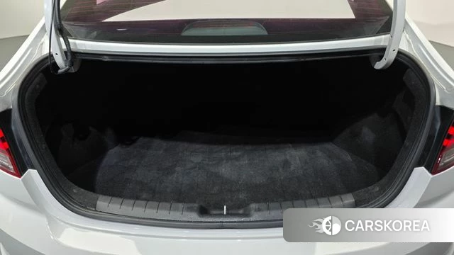 Hyundai The New Avante AD id 3936891 из Кореи 11