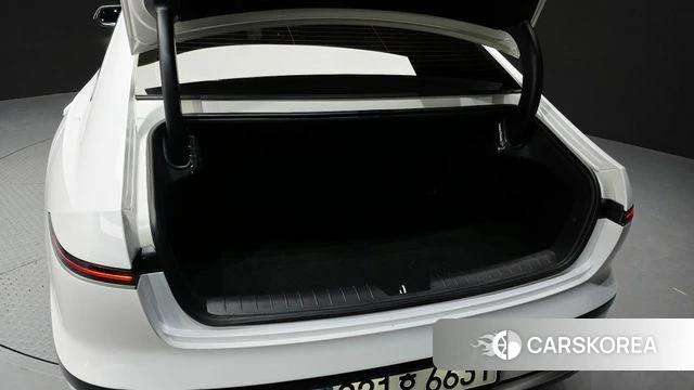 Hyundai Grandeur (GN7) id 4421813 из Кореи 11