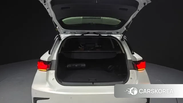 Lexus CT200h id 3611636 из Кореи 11