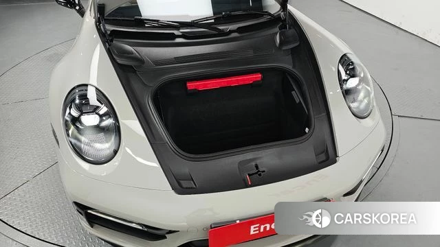 Porsche 911(992) id 4408603 из Кореи 11