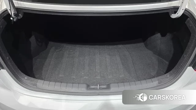 Hyundai The New Avante AD id 3703594 из Кореи 11