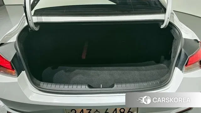 Hyundai Avante (CN7) id 3307409 из Кореи 11