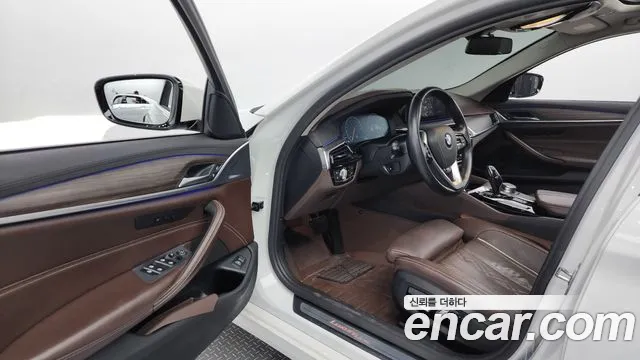 BMW 5 Series (G30) id 2785097 из Кореи 11