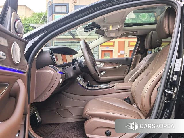 Mercedes-Benz E-class id 4278840 из Китая 11