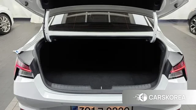 Hyundai Avante (CN7) id 3054607 из Кореи 11