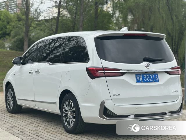 Buick GL8 id 3889961 из Китая 11
