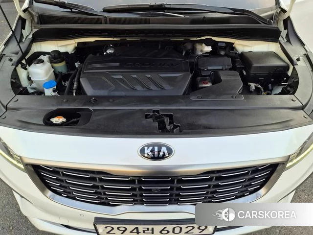Kia The New Carnival id 4447800 из Кореи 11