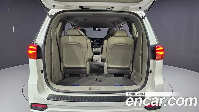 Kia The New Carnival id 2854979 из Кореи 11