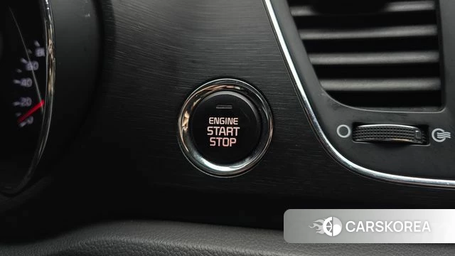 Kia All New Carnival id 4722756 из Кореи 11
