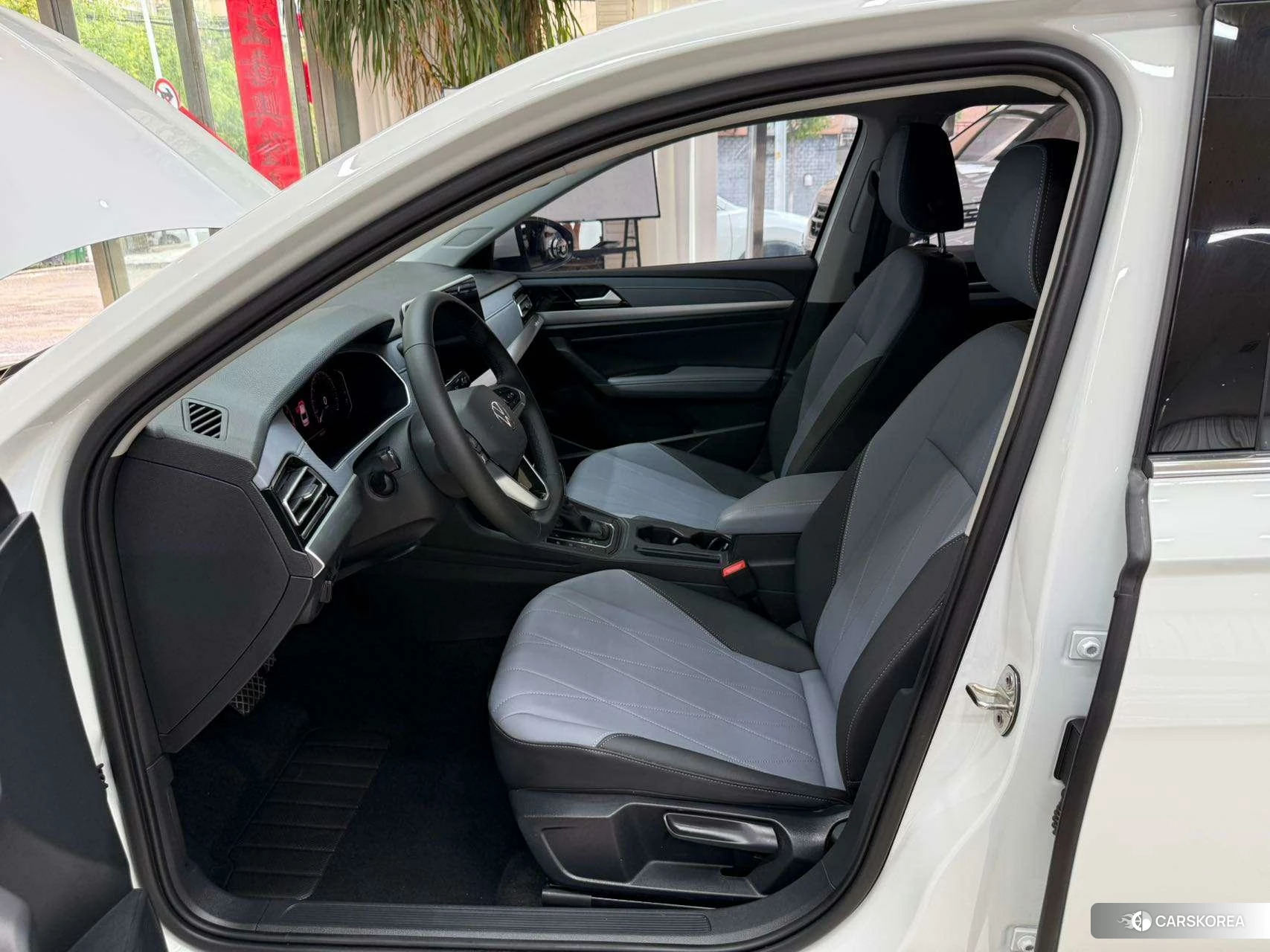 Volkswagen Lavida id 4504701 из Китая 11
