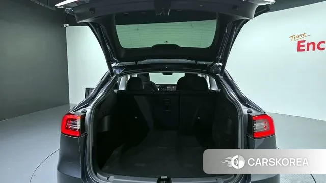 Tesla Model Y id 3701877 из Кореи 11