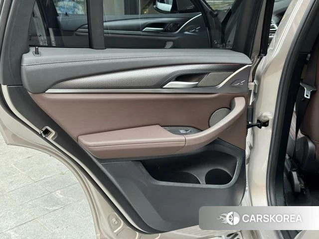 BMW X3 id 4329152 из Китая 11