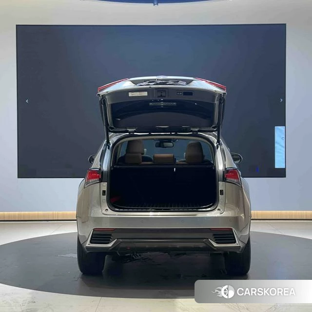 Lexus NX id 4221707 из Китая 11