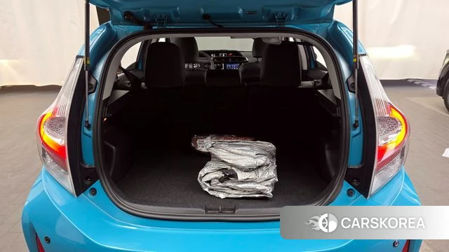 Toyota Prius C id 4233148 из Кореи 11