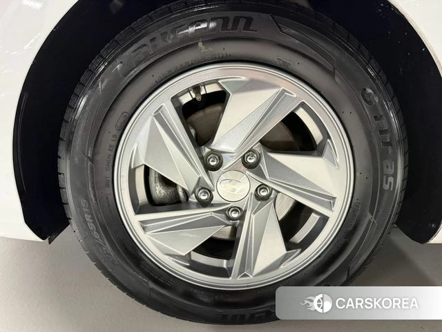 Hyundai The New Avante (CN7) id 4298652 из Кореи 11