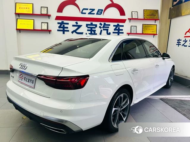 Audi A4L id 4393149 из Китая 11