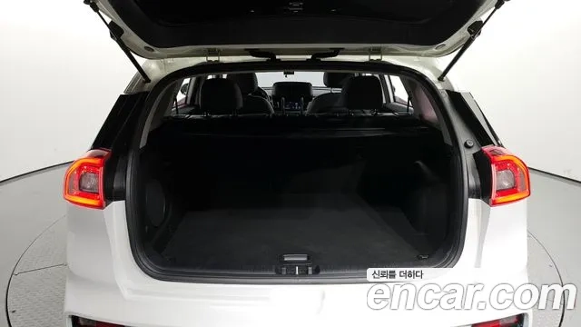 Kia Niro EV id 2932586 из Кореи 11