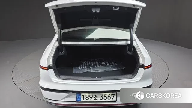 Hyundai Grandeur (GN7) id 3378053 из Кореи 11