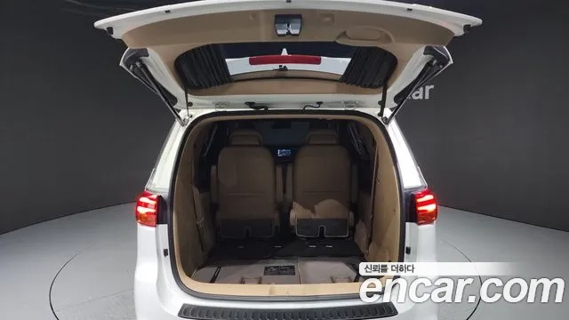 Kia The New Carnival id 2945670 из Кореи 11