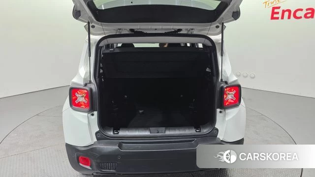 Jeep Renegade id 3814521 из Кореи 11