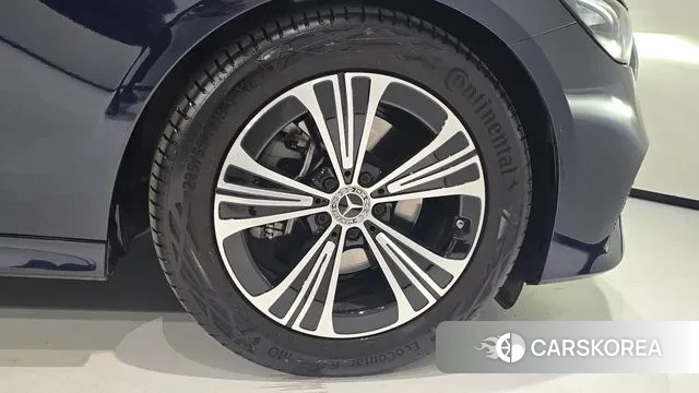 Mercedes-Benz E-Class W214 id 3347181 из Кореи 11