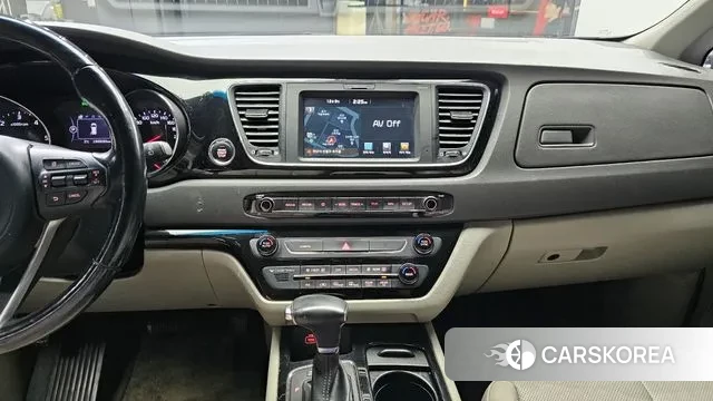 Kia All New Carnival id 3460321 из Кореи 11