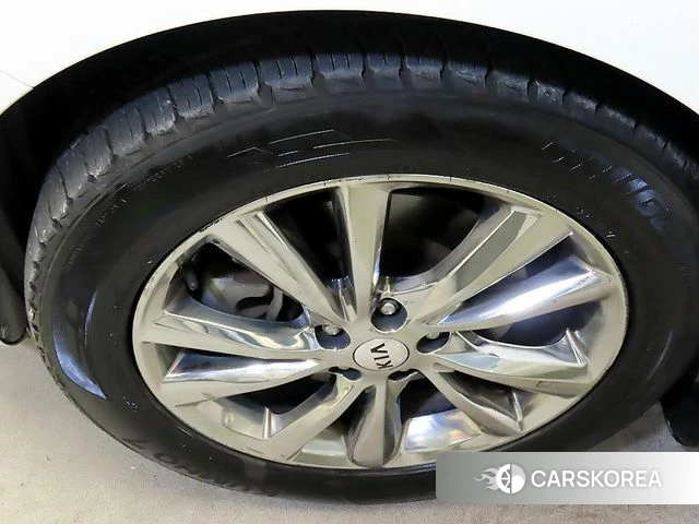 Kia The New Carnival id 4305132 из Кореи 11