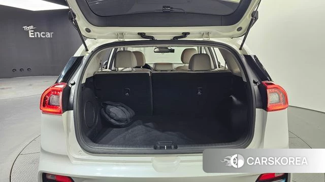 Kia Niro EV id 4667703 из Кореи 11