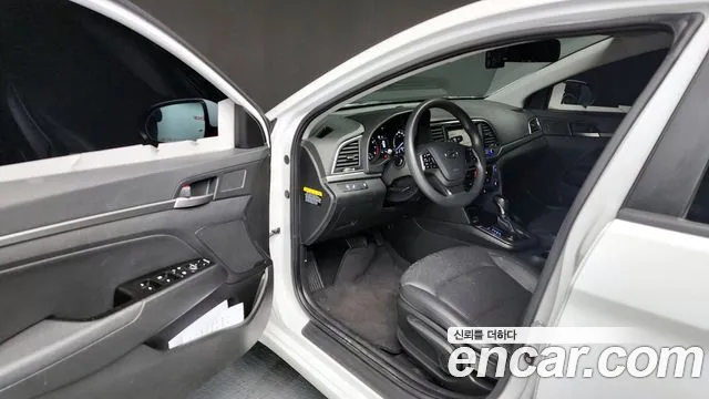 Hyundai Avante AD id 2582868 из Кореи 11