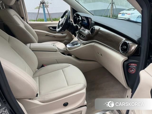 Mercedes-Benz V-class id 4367473 из Китая 11