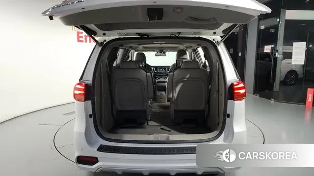 Kia The New Carnival id 2995120 из Кореи 11