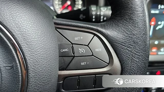 Jeep Renegade id 3666483 из Кореи 11