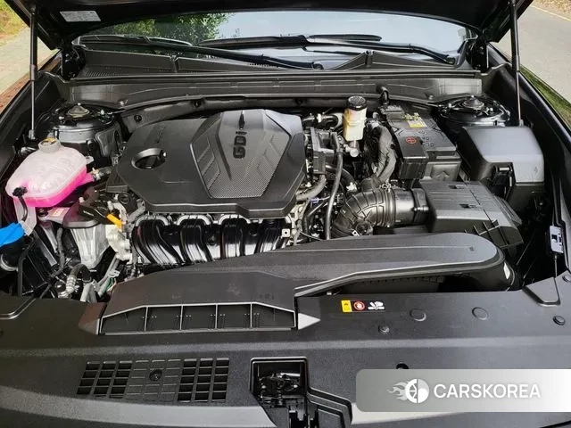 Hyundai Grandeur (GN7) id 3082032 из Кореи 11