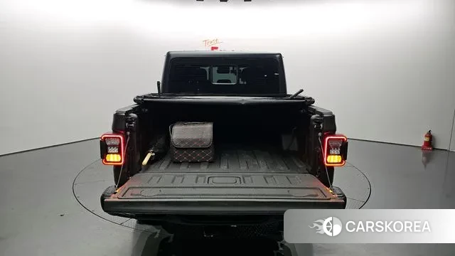 Jeep Gladiator (JT) id 3038032 из Кореи 11