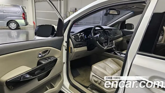 Kia The New Carnival id 2548482 из Кореи 11