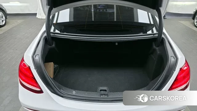 Mercedes-Benz E-Class W213 id 3656674 из Кореи 11