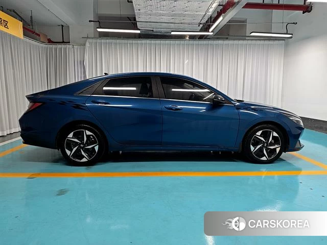 Hyundai Elantra id 4307767 из Китая 11