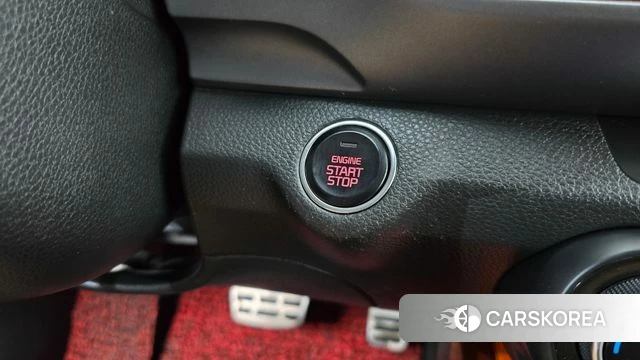Kia Stonic id 4496785 из Кореи 11