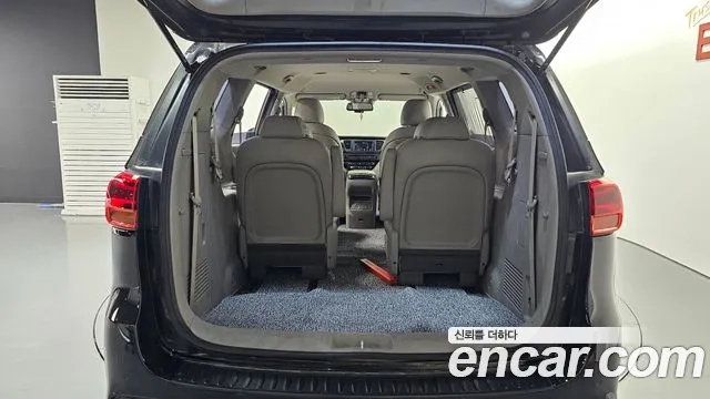 Kia The New Carnival id 2913033 из Кореи 11