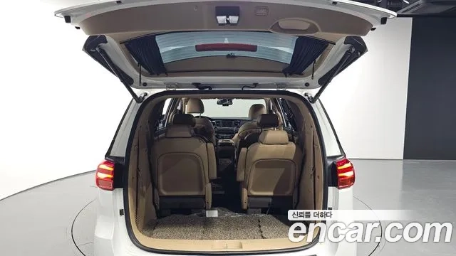 Kia The New Carnival id 2951447 из Кореи 11